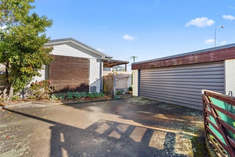 Photo of property in 1 Glynne Crescent, Spreydon, Christchurch, 8024