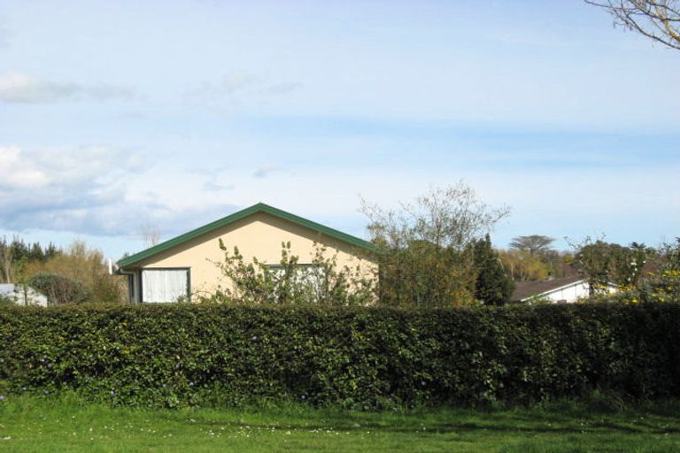 Photo of property in 20 Vance Street, Shannon, 4821