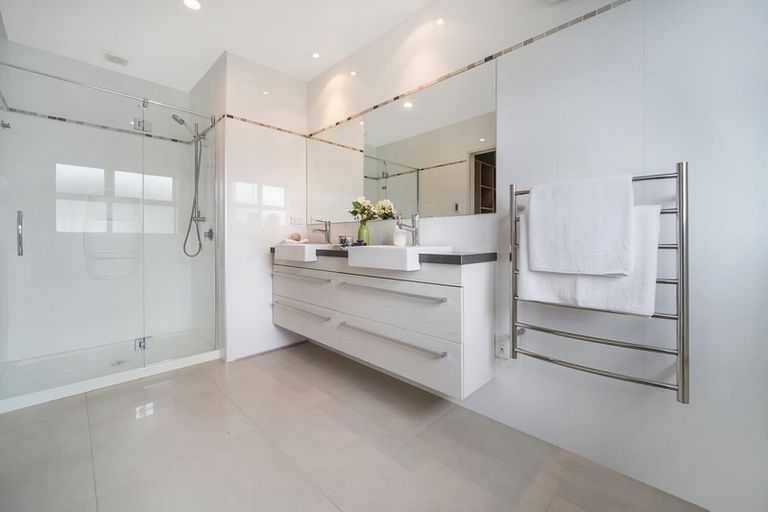 Photo of property in 32 Wawatai Drive, Karaka, Papakura, 2113