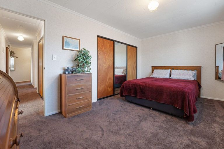 Photo of property in 1/27 Whiteley Street, Moturoa, New Plymouth, 4310