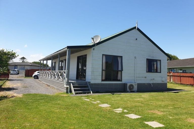 Photo of property in 24 Growers Lane, Mangere East, Auckland, 2024