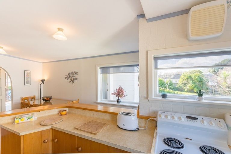 Photo of property in 36 Moana Road, Paraparaumu, 5032