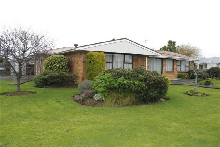 Photo of property in 84 Mackenzie Street, Winton, 9720