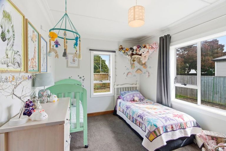 Photo of property in 37 Springs Road, Wigram, Christchurch, 8042