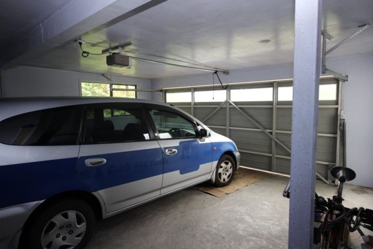 Photo of property in 45 Vintage Drive, Henderson, Auckland, 0612