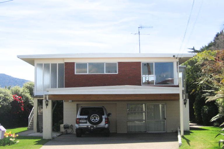 Photo of property in 43 Hillcrest Avenue, Hillcrest, Rotorua, 3015