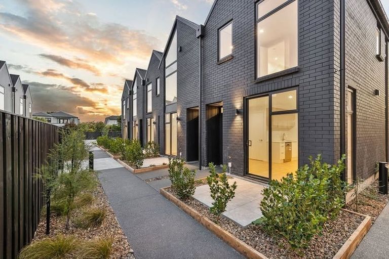 Photo of property in 1/9 Donald Place, St Albans, Christchurch, 8014