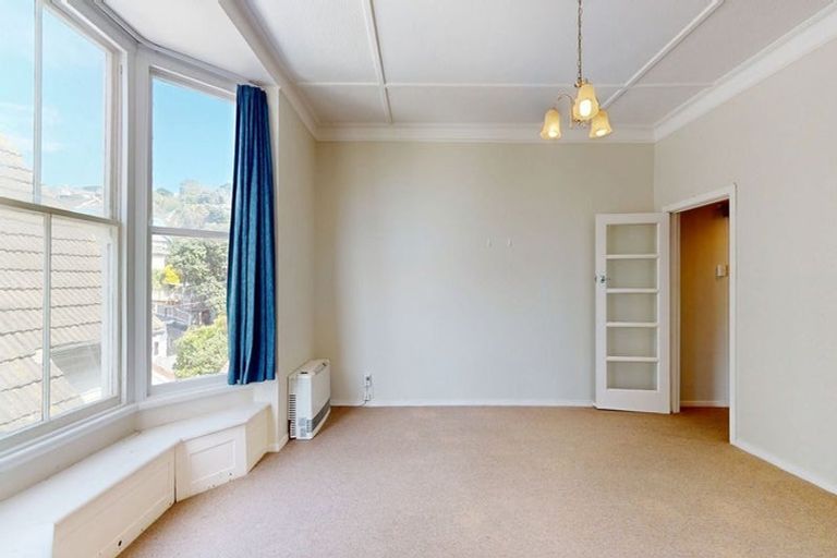 Photo of property in 3-5 Knoll Street, Island Bay, Wellington, 6023