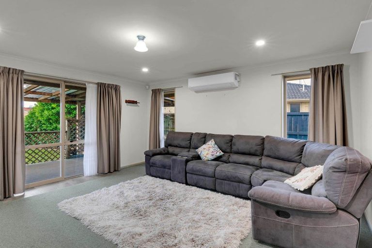 Photo of property in 13 Grevillea Place, Melville, Hamilton, 3206