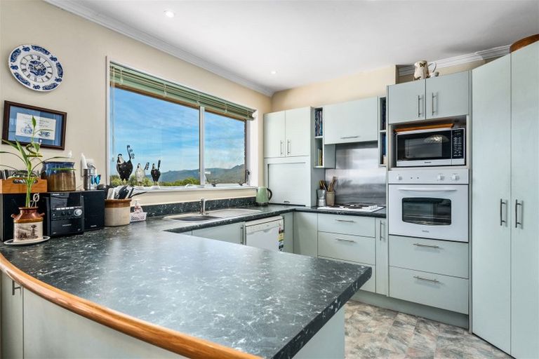 Photo of property in 7a Roband Crescent, Brown Owl, Upper Hutt, 5018