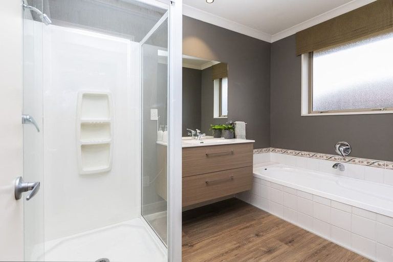 Photo of property in 17 Caudron Road, Wigram, Christchurch, 8042