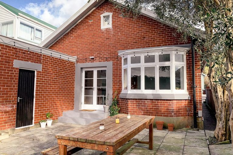 Photo of property in 13 Trevor Terrace, Newtown, Wellington, 6021