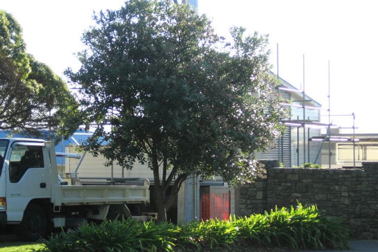 Photo of property in 450 Muritai Road, Eastbourne, Lower Hutt, 5013