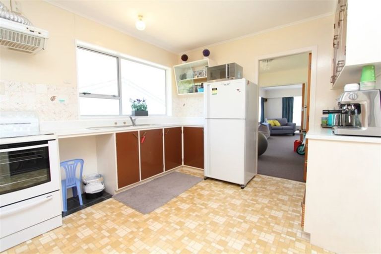 Photo of property in 34 Cortina Avenue, Johnsonville, Wellington, 6037