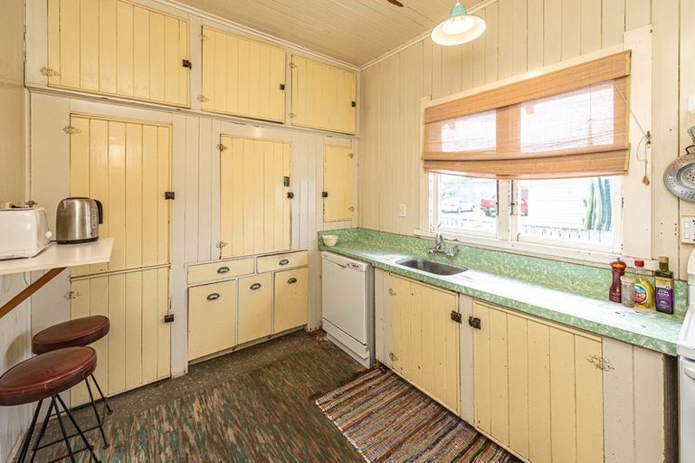 Photo of property in 3 Duigan Street, Gonville, Whanganui, 4501