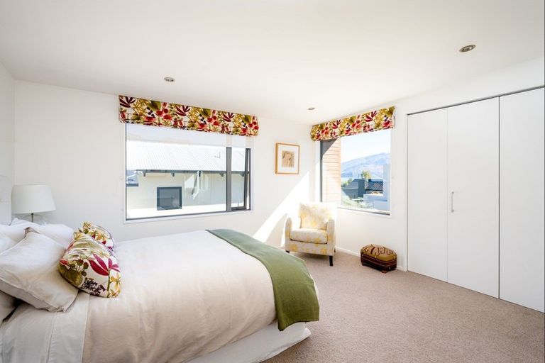 Photo of property in 76 Aubrey Road, Wanaka, 9305