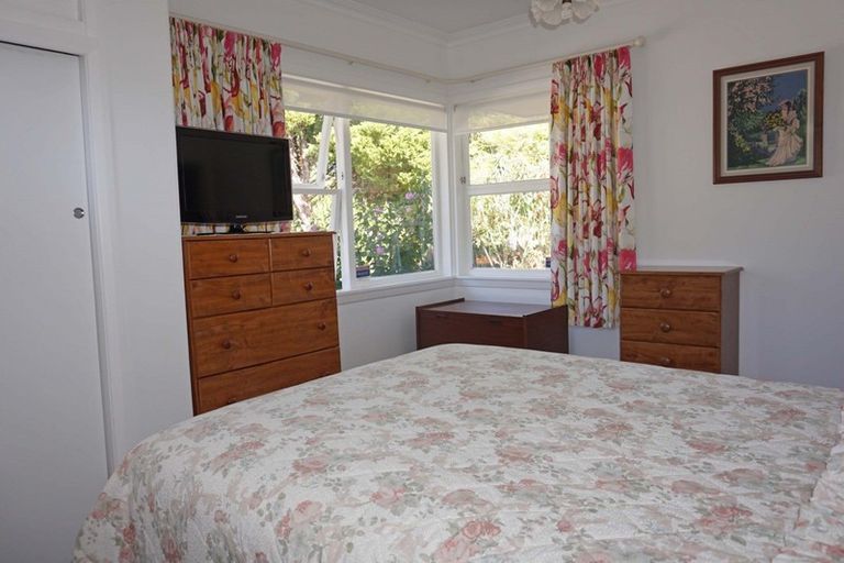 Photo of property in 24 Avenue North Road, Levin, 5510