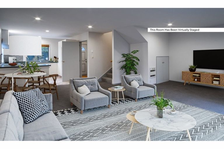 Photo of property in 2/32 Brockworth Place, Riccarton, Christchurch, 8011