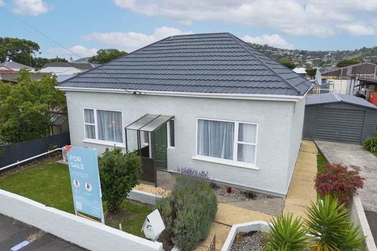 Photo of property in 17 Burns Street, South Dunedin, Dunedin, 9012