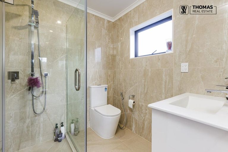 Photo of property in 38a Vireya Court, Goodwood Heights, Auckland, 2105