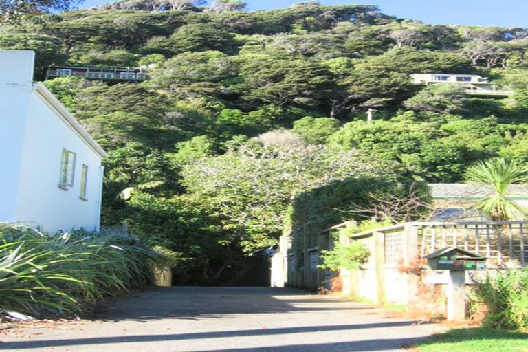 Photo of property in 10 Mahoe Street, Eastbourne, Lower Hutt, 5013