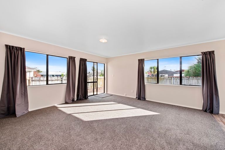 Photo of property in 4g Kimber Grove, Papamoa Beach, Papamoa, 3118