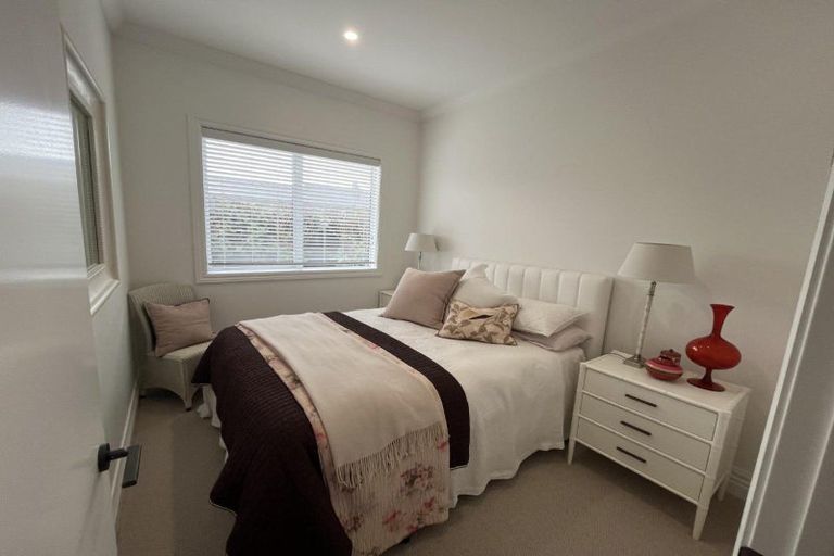 Photo of property in 161 Lemon Street, Strandon, New Plymouth, 4312