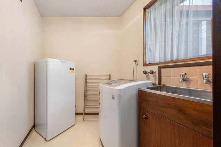 Photo of property in 2/35 Picton Avenue, Riccarton, Christchurch, 8011