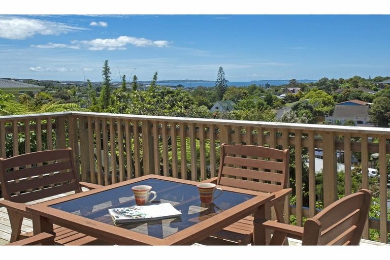 Photo of property in 12 Danbury Drive, Torbay, Auckland, 0630
