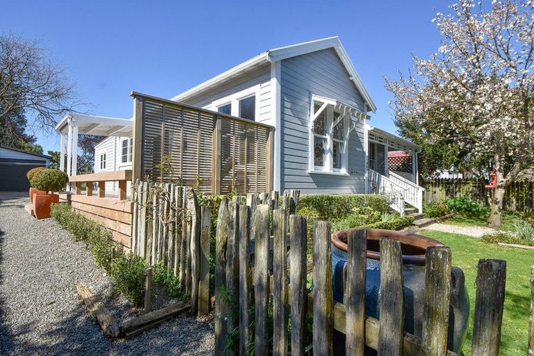 Photo of property in 34 Fisher Place, Carterton, 5713