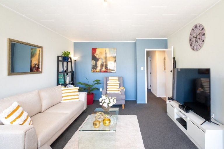 Photo of property in 302b King Street South, Hastings, 4122