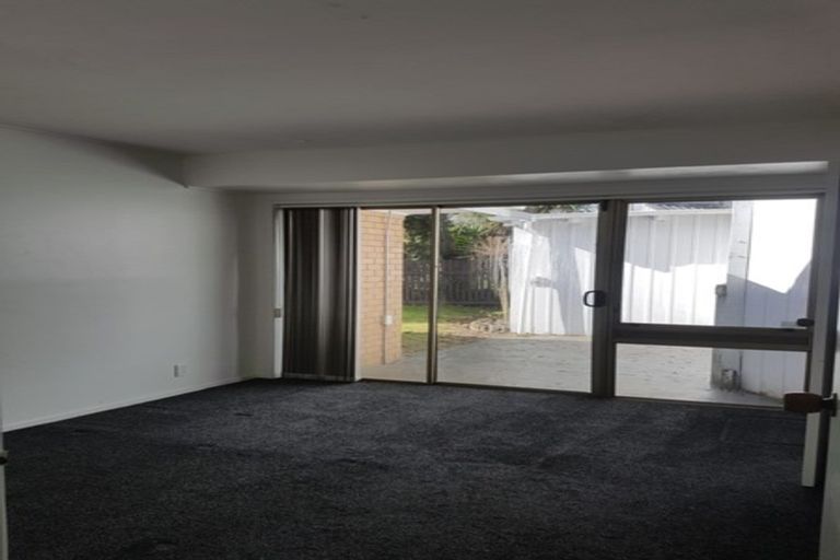 Photo of property in 29 Balgowan Terrace, Conifer Grove, Takanini, 2112