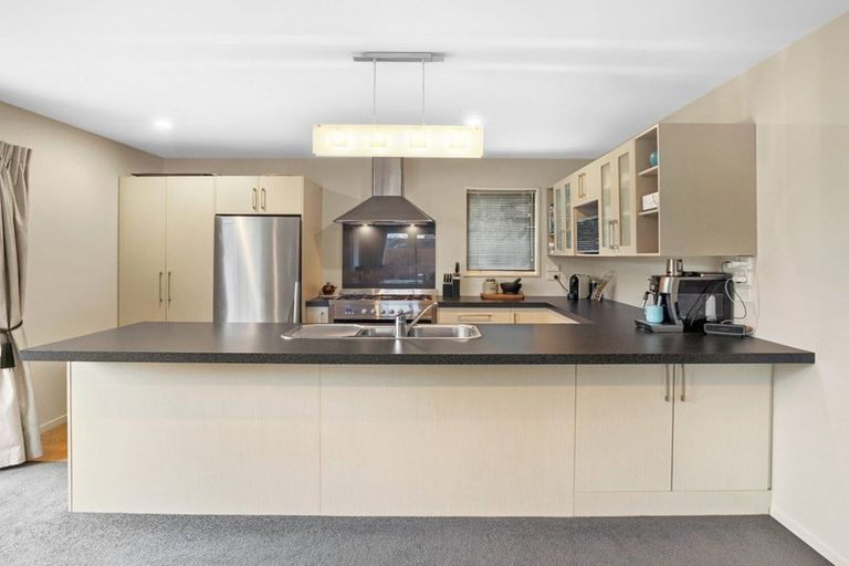 Photo of property in 16d Waitikiri Drive, Parklands, Christchurch, 8083