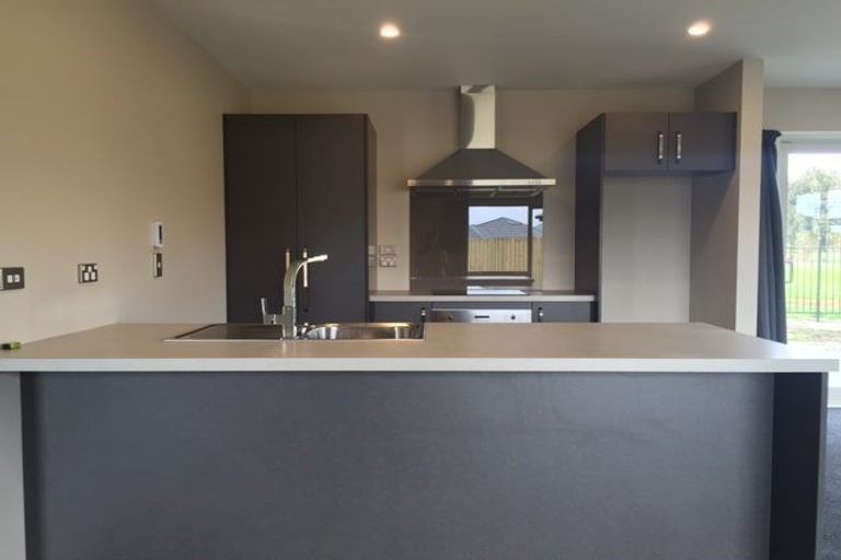 Photo of property in 35 Maka Lane, Halswell, Christchurch, 8025