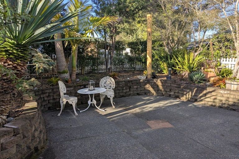 Photo of property in 188b Henderson Valley Road, Henderson, Auckland, 0612
