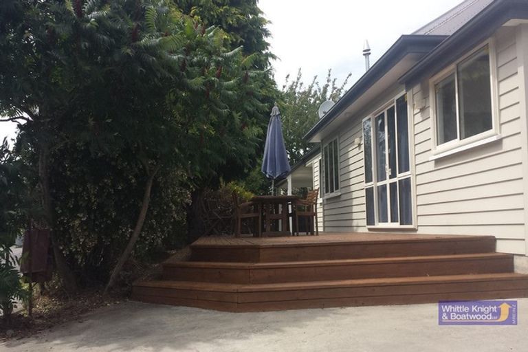 Photo of property in 1 Piko Crescent, Riccarton, Christchurch, 8041