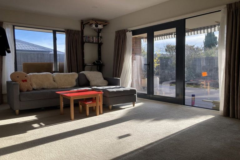 Photo of property in 43a Richards Avenue, Papanui, Christchurch, 8053