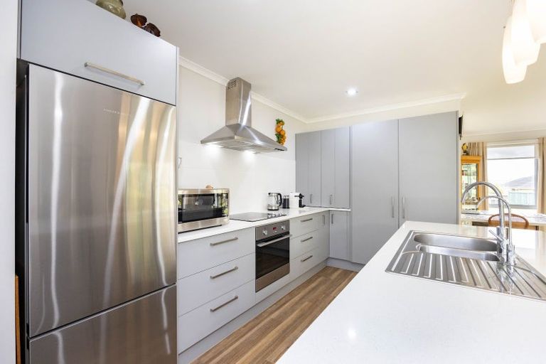 Photo of property in 16 Cannon Street, Silverdale, 0932