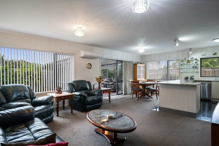 Photo of property in 619a Queen Street East, Levin, 5510