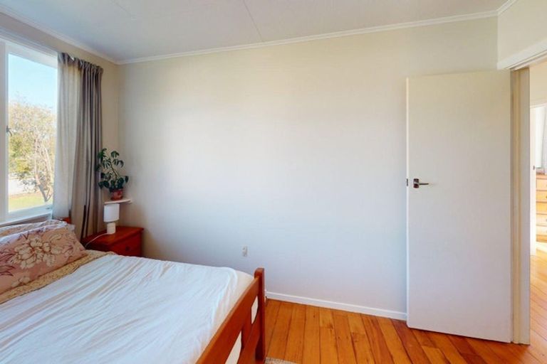 Photo of property in 11 Lyon Street, Marton, 4710