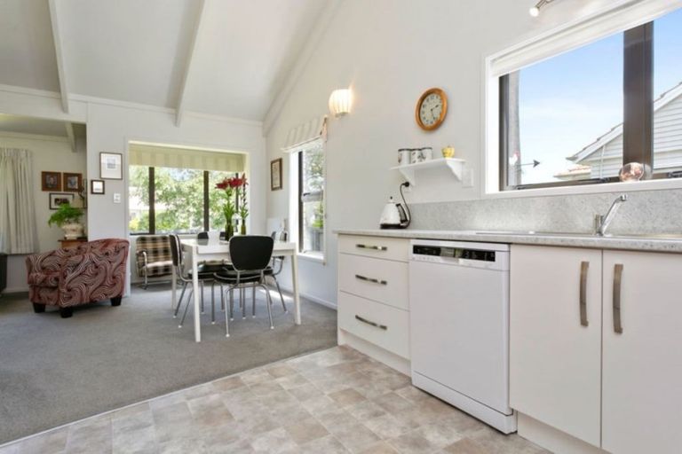 Photo of property in 36a Princes Street, Cambridge, 3434