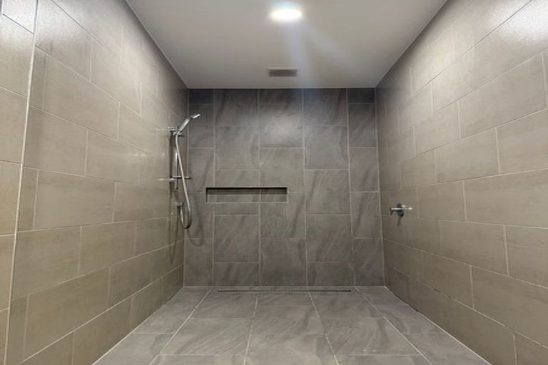 Photo of property in 34 Tawa Terrace, Tawa, Wellington, 5028