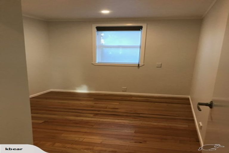 Photo of property in 2/4 Sydney Street, Hauraki, Auckland, 0622