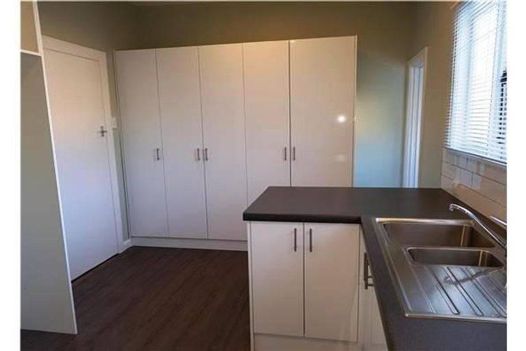 Photo of property in 7 Bretts Road, St Albans, Christchurch, 8052