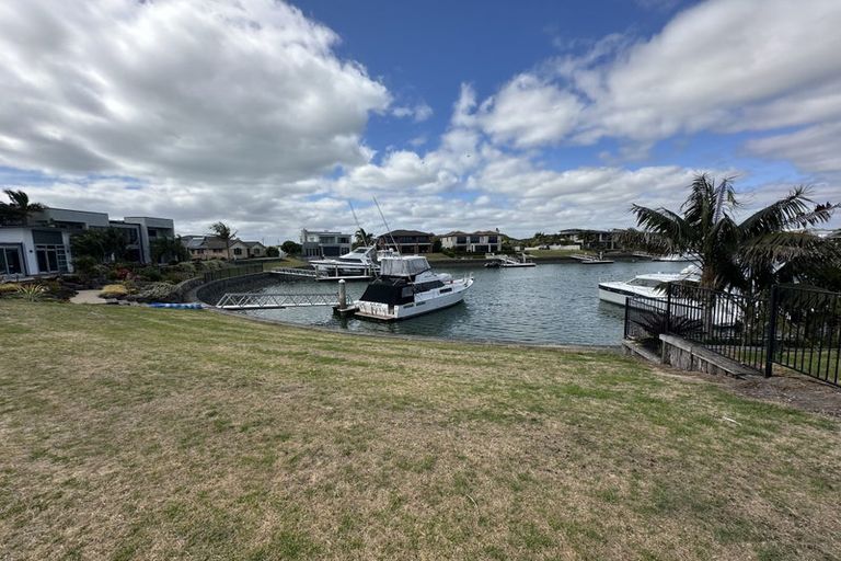 Photo of property in 129 One Tree Point Road, One Tree Point, 0118