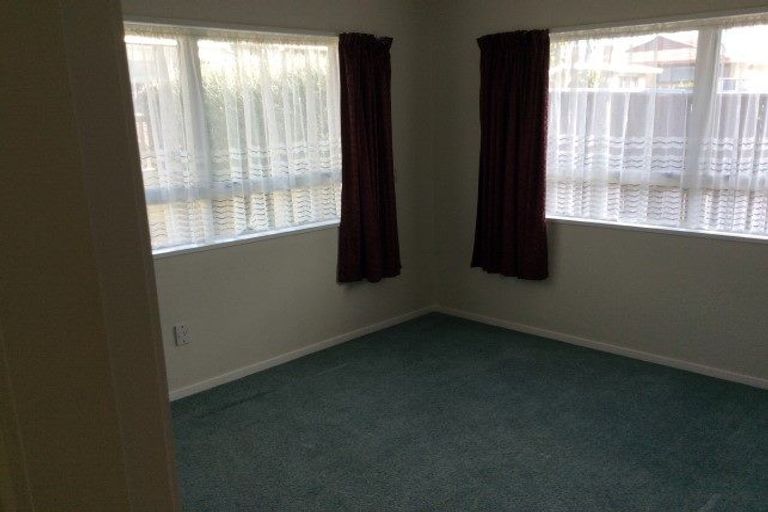 Photo of property in 244 Ngatai Road, Otumoetai, Tauranga, 3110