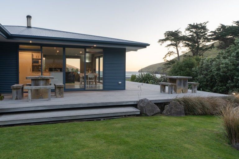 Photo of property in 904 Te Oka Bay Road, Te Oka, Little River, 7591
