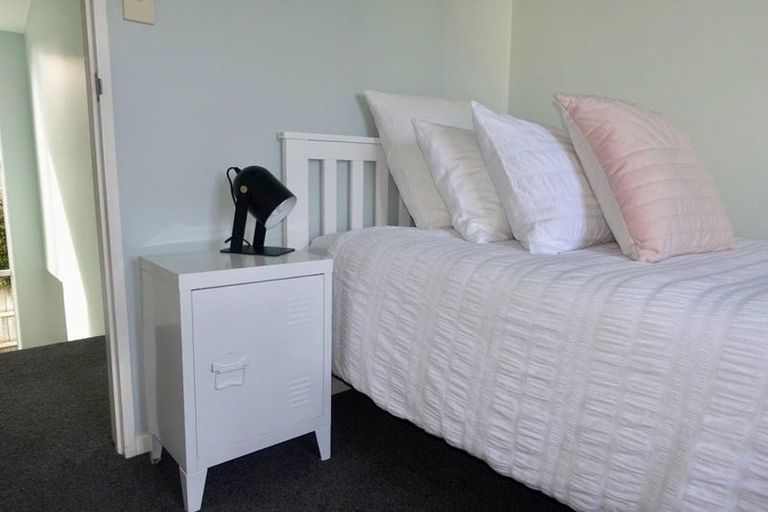 Photo of property in 124a Calliope Road, Stanley Point, Auckland, 0624