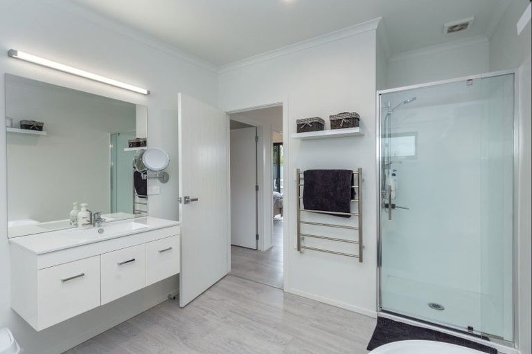 Photo of property in 14 Ataahua Place, Featherston, 5710