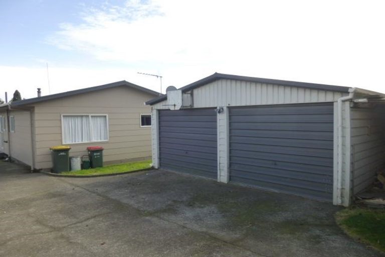 Photo of property in 27 Silvan Place, Bell Block, New Plymouth, 4312